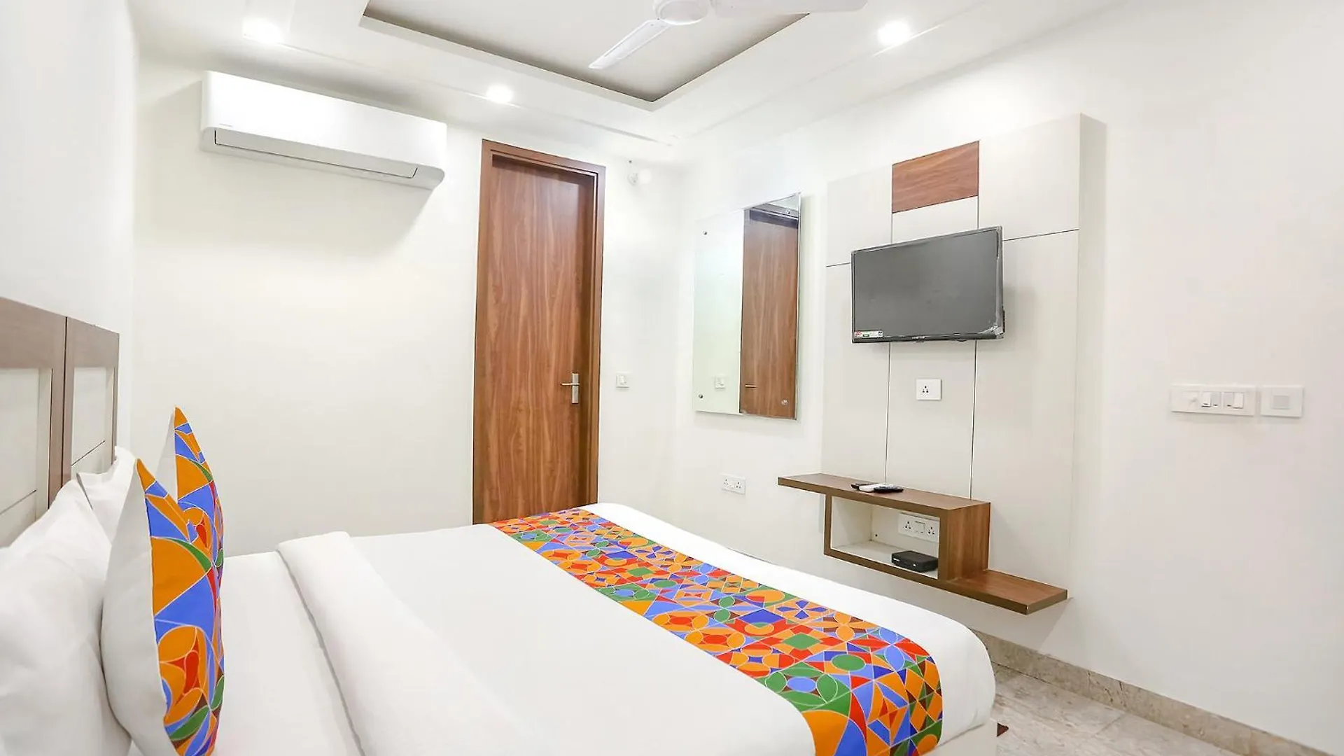 Fabhotel Aerosky Delhi  Hotel