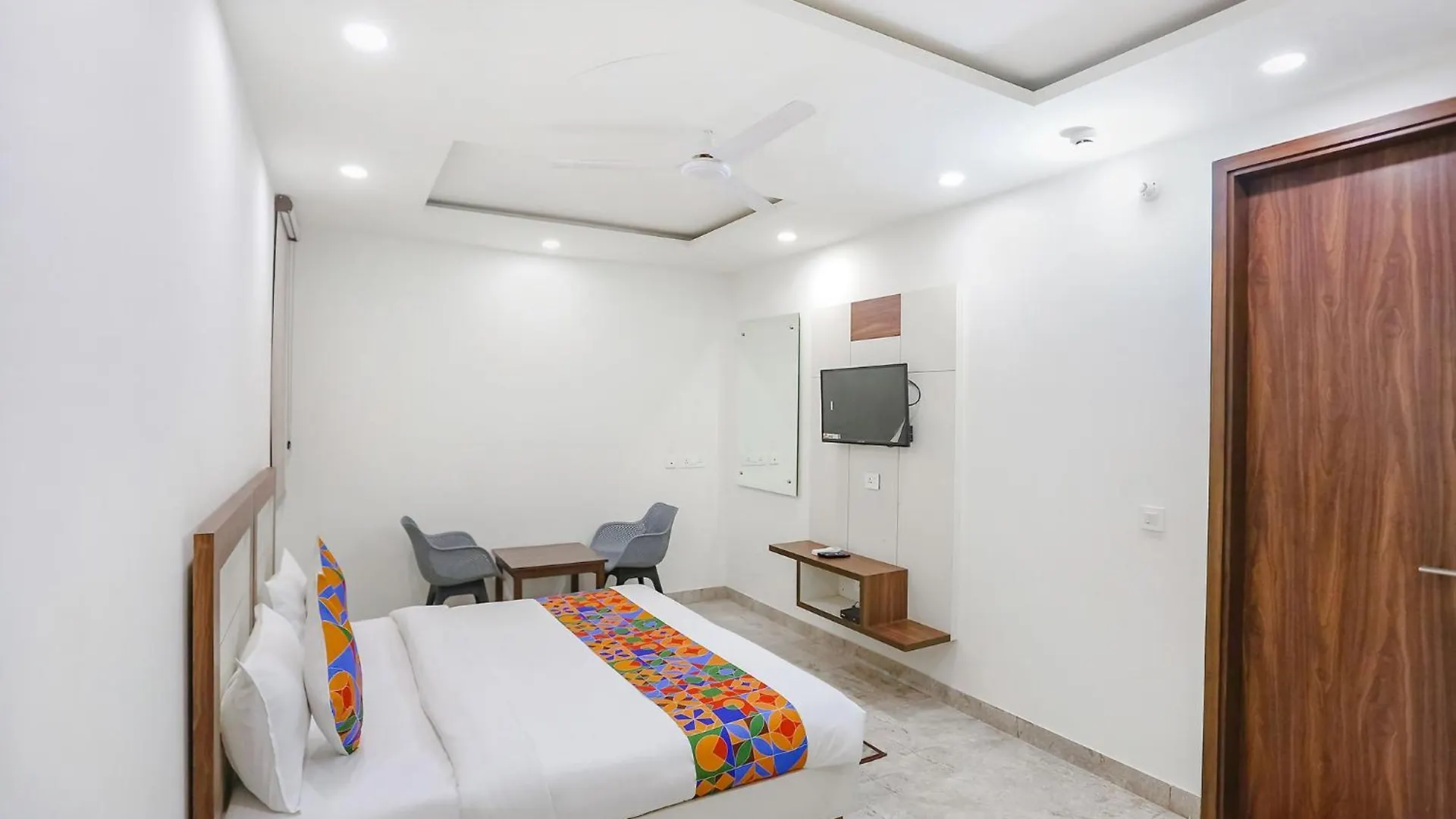 Fabhotel Aerosky Delhi  Hotel Delhi (National Capital Territory of India)